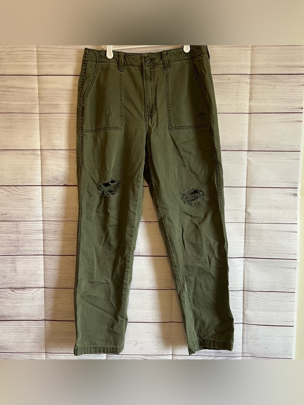 American Eagle olive cargo jeans size 10 regular